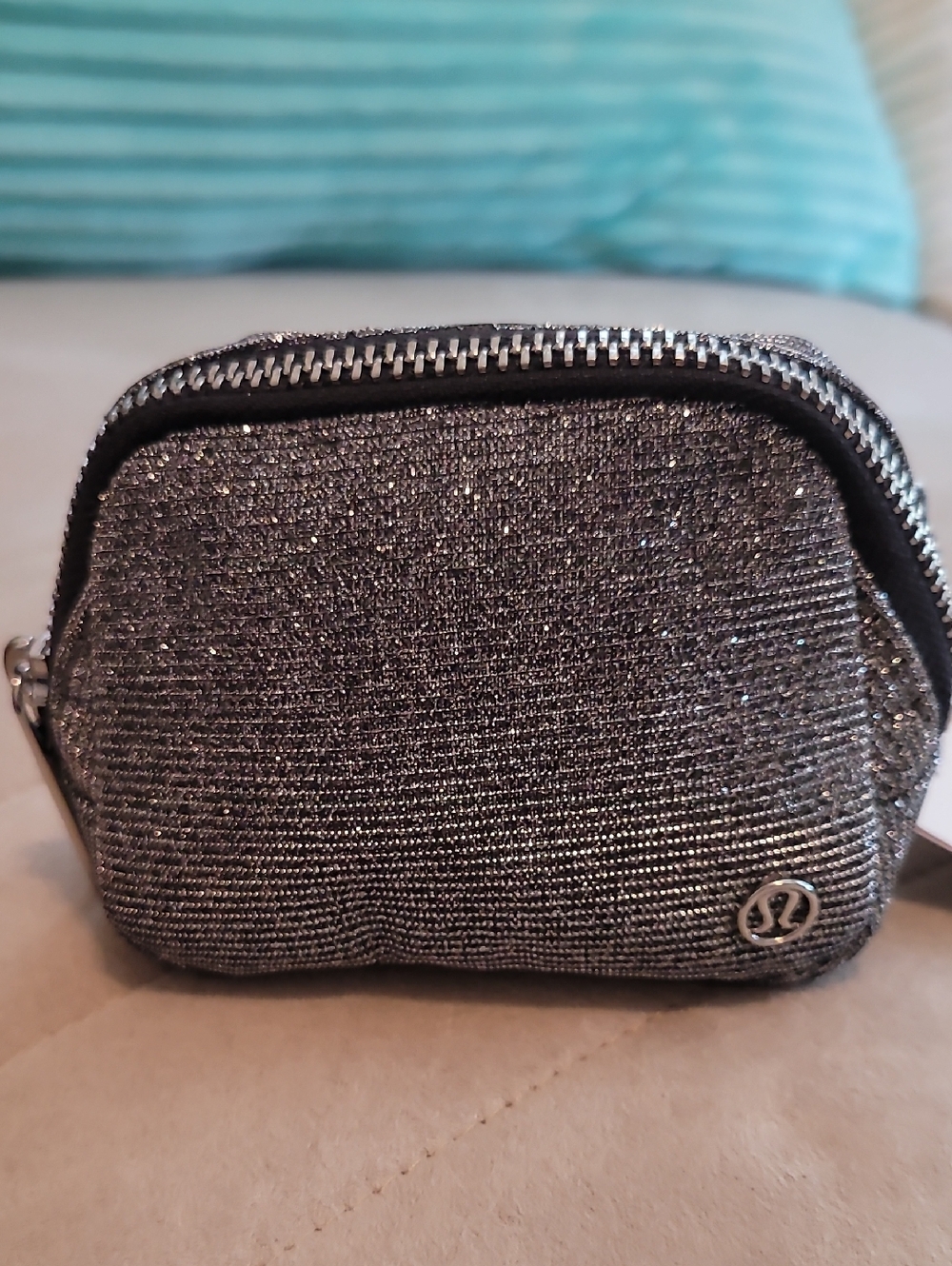 Lululemon Athletica Everywhere Belt Bag Nano Glitter NWT - Picture 1 of 3